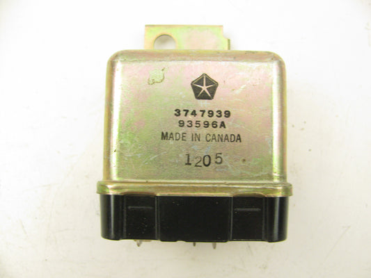NEW UNBOXED OEM 3747939 Anti Dieseling Relay For Mopar
