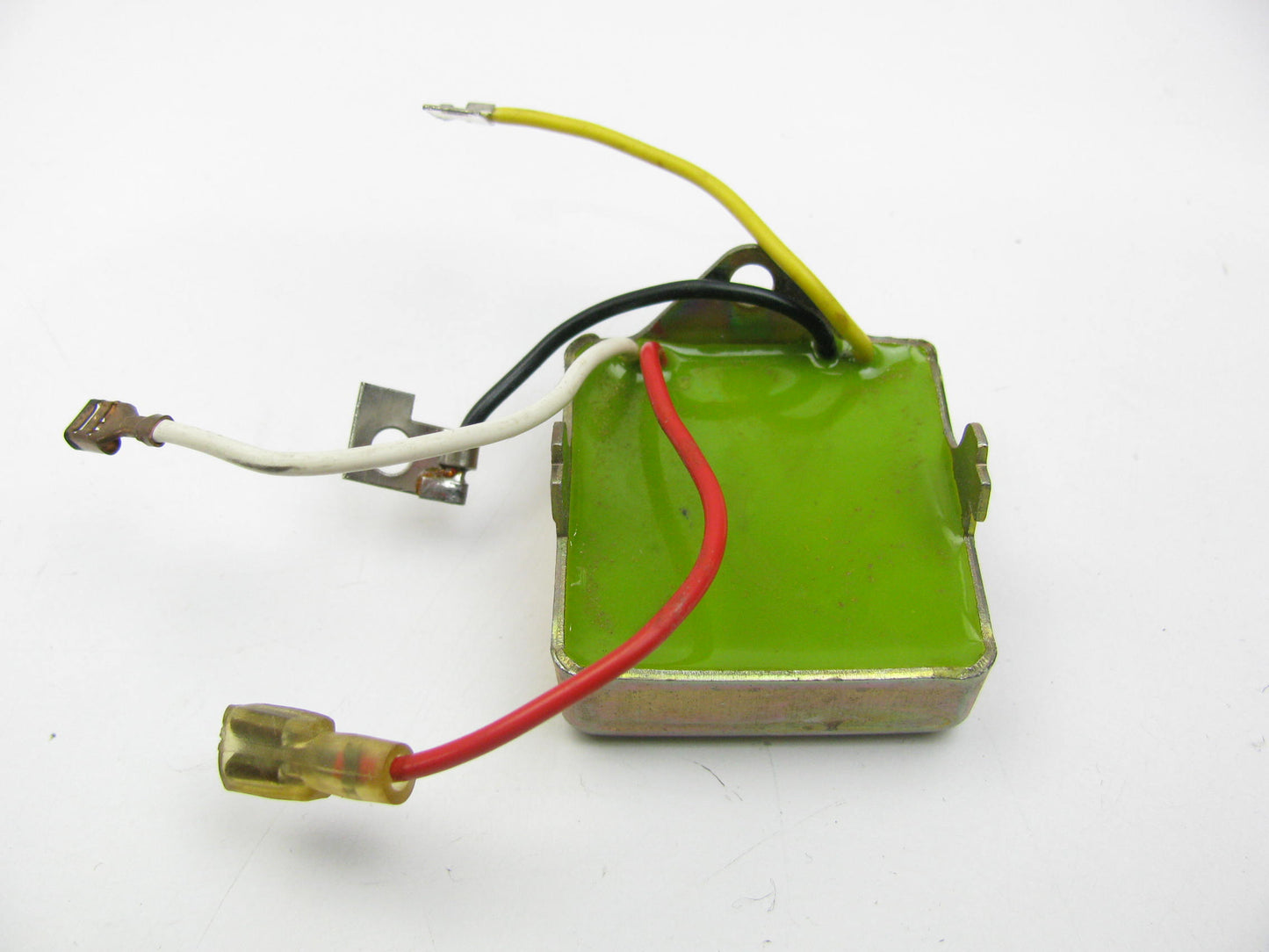 NEW - UNBOXED LUCAS 37649B Voltage Regulator For 1973-1980 MG MGB