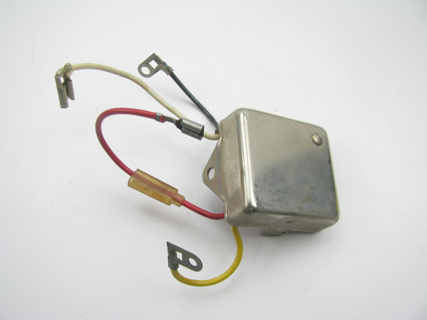 NEW - OUT OF BOX 37670 Voltage Regulator 1975-1978 MG MGB 18ACR 43 Amp