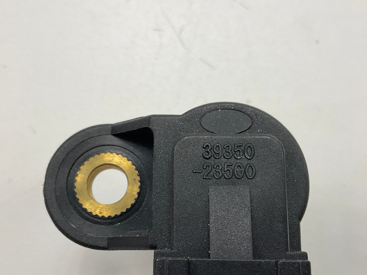 NEW  UNBOXED 39350-23500 Camshaft Position Sensor For 01-04 Hyundai Tiburon 2.0L
