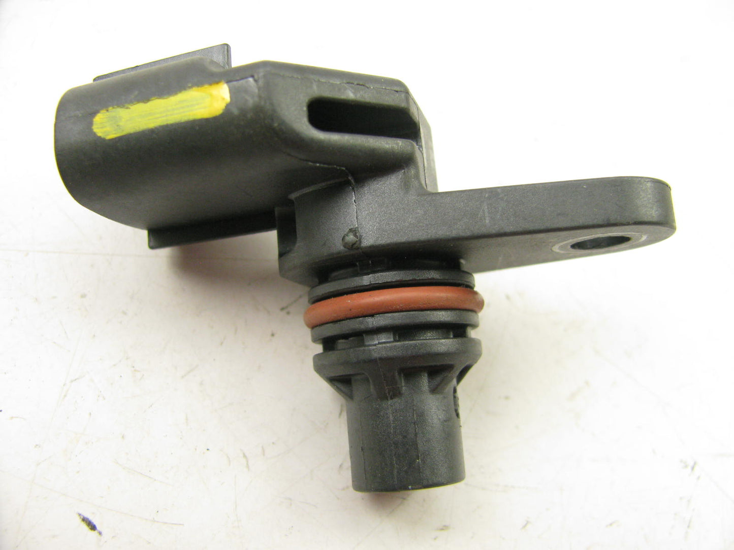 NEW UNBOXED OEM 39350-26000 Camshaft Cam Position Sensor For 05-11 Accent