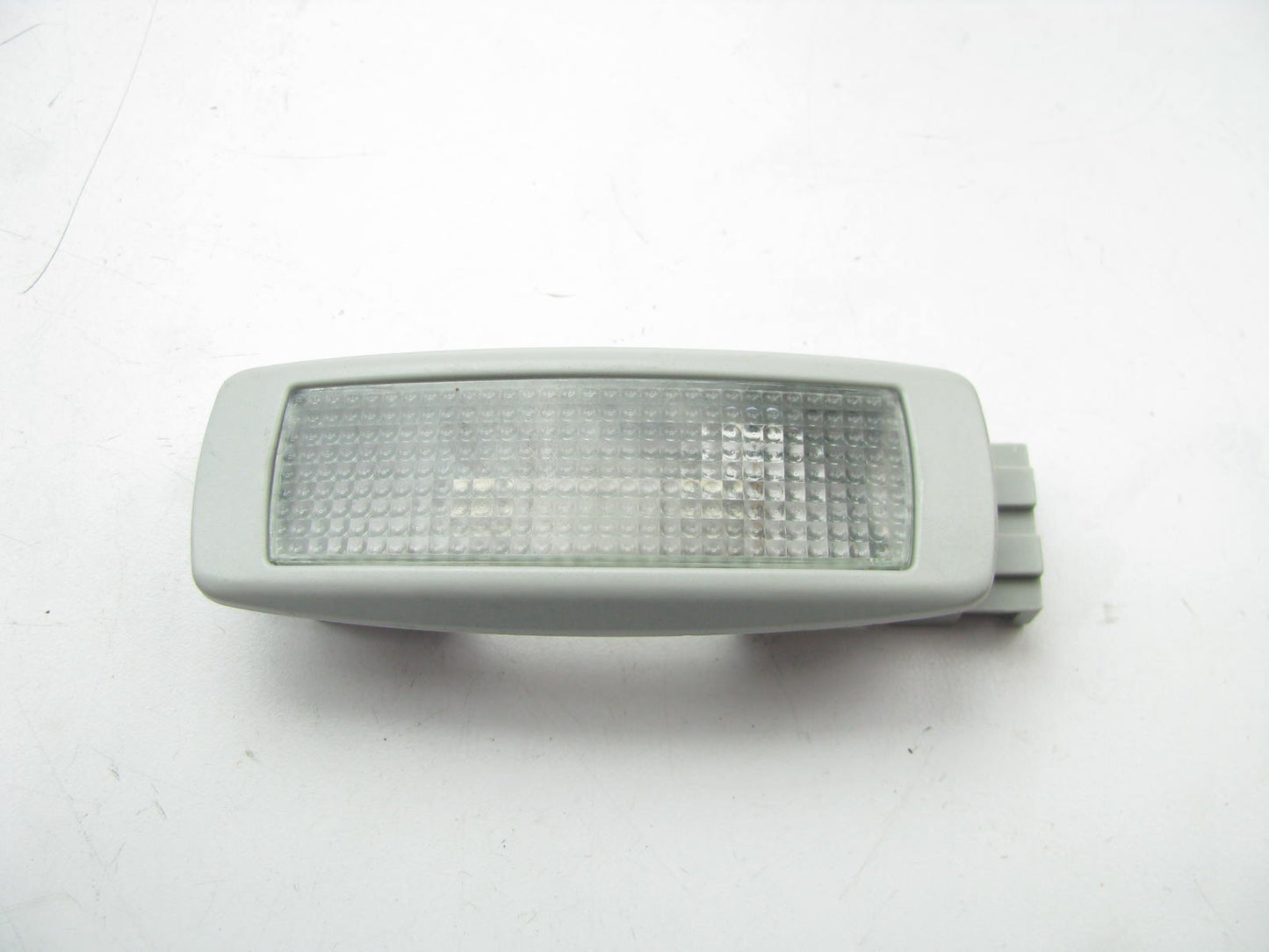 New Out Of Box OEM Rear Cargo Trunk Light For Volkswagen Jetta 01-05