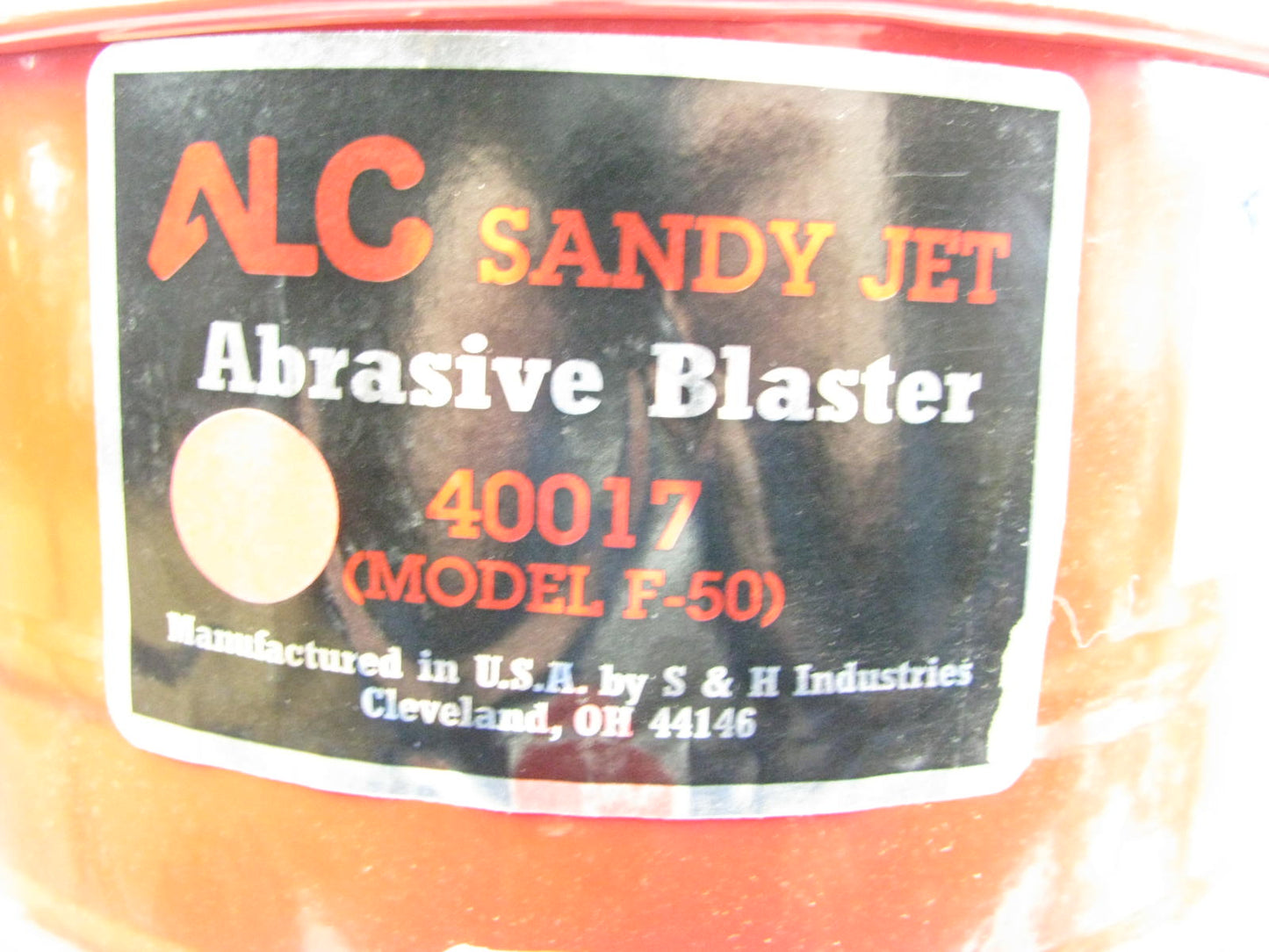 ALC Abrasive Sand Blaster 40017 MODEL F-50 - 50-lb 7 Min. CFM @ 80 PSI W/O HOSE