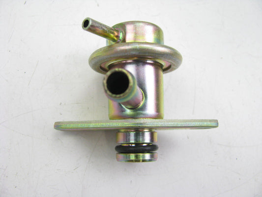 NEW - OUT OF BOX 404-111 Stock Replacement Fuel Pressure Regulator SOHC ONLY