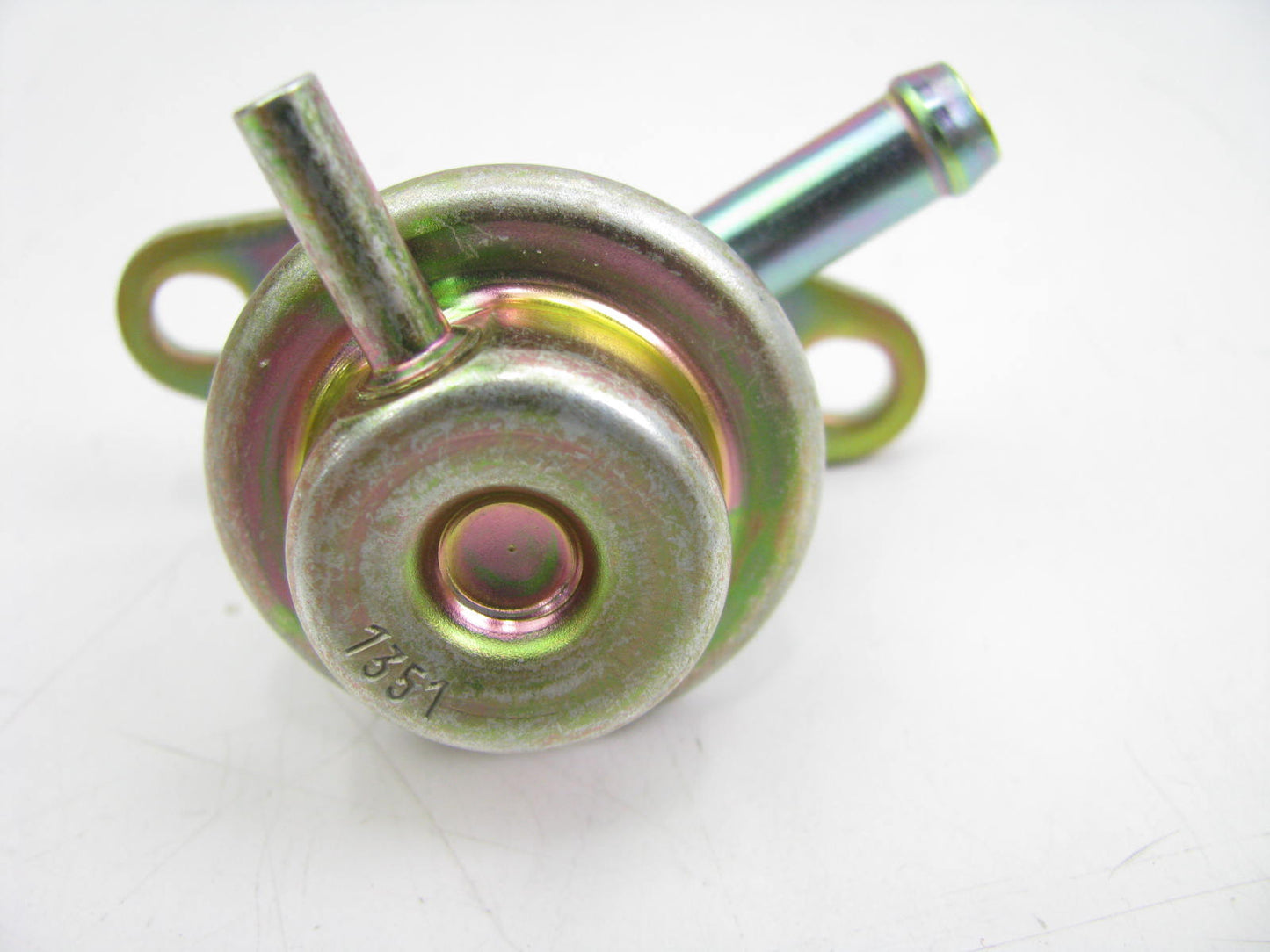 NEW UNBOXED Stock Replacement Fuel Pressure Regulator For 1989-1992 Galant 2.0L