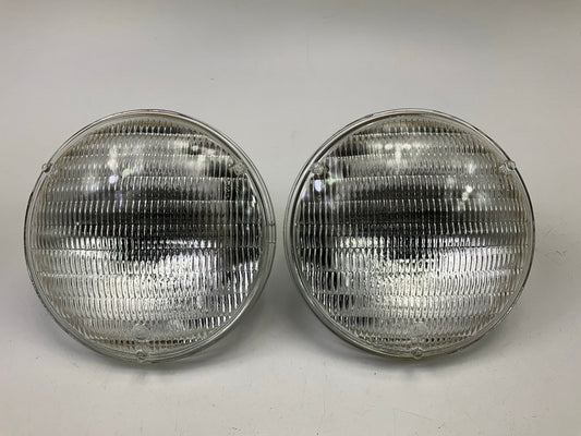(2) Wagner 4078 Sealed Beam Light Lamp Bulbs PAR46 5-3/4'' 50 Watts 6 Volts