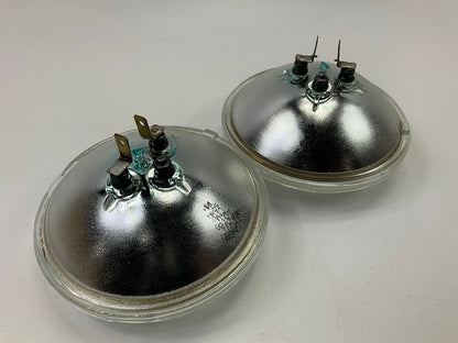 (2) Wagner 4078 Sealed Beam Light Lamp Bulbs PAR46 5-3/4'' 50 Watts 6 Volts