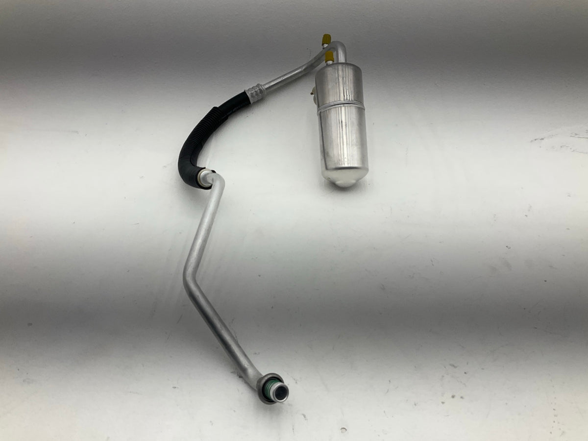 NEW UNBOXED 408558 A/C Accumulator With Hose - 1998-2003 Ford F-150 4.2L V6 ONLY