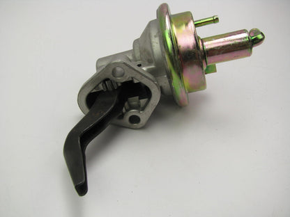 NEW OUT OF BOX 41197 Mechanical Fuel Pump For 1970-71 Jeep 1968-80 GM 231 350 V8