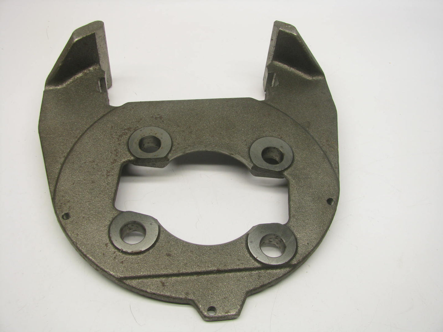 NEW GM 4151081-L Front Left Brake Caliper Anchor Plate 91-94 C2500/3500 2WD 15K