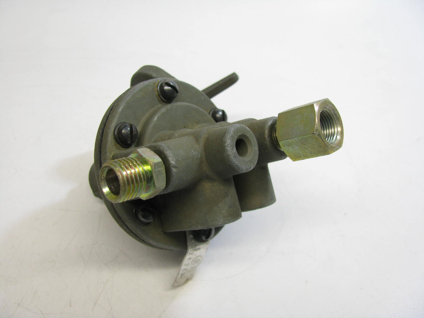 NEW OUT OF BOX - 41624 Mechanical Fuel Pump 1970-1972 Toyota Corolla 1.2L I4
