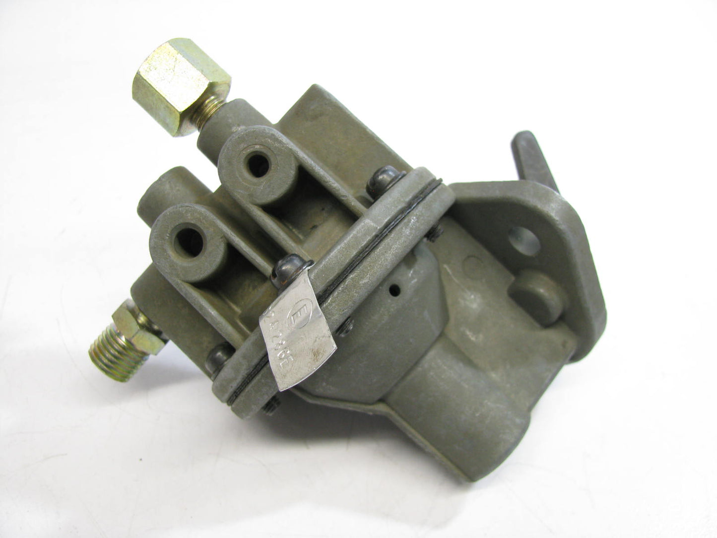NEW OUT OF BOX - 41624 Mechanical Fuel Pump 1970-1972 Toyota Corolla 1.2L I4