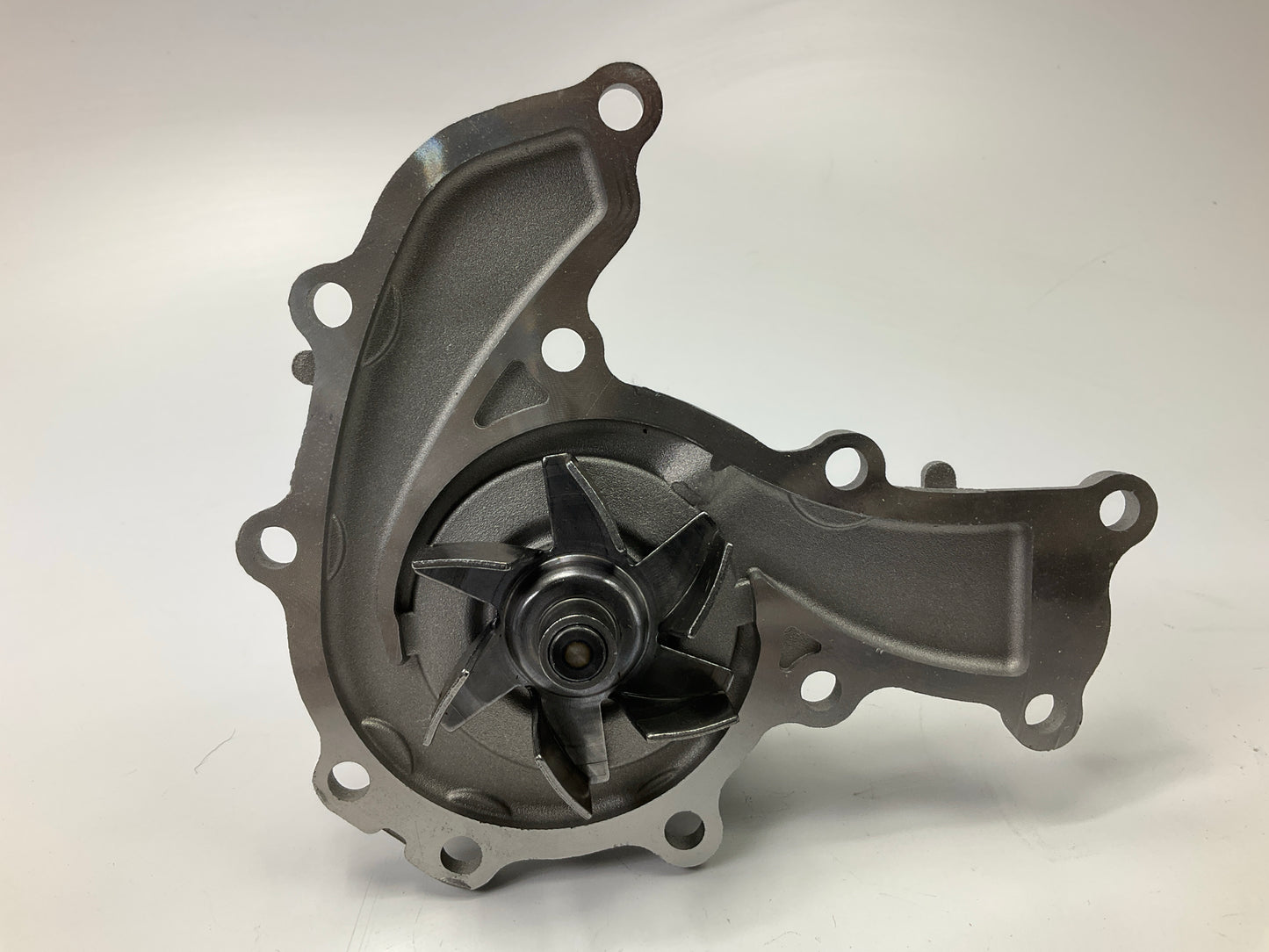 NEW - OUT OF BOX 42120 Engine Water Pump For 1992-1997 Honda Isuzu 3.2L-V6