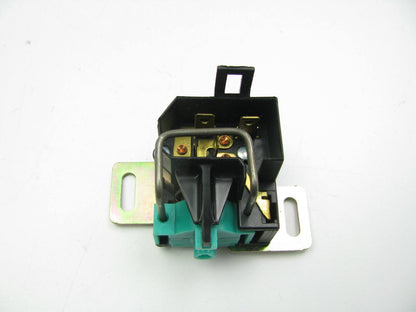 NEW - OUT OF BOX - OEM 4221198 Headlight Head Lamp Switch (WITHOUT TILT)