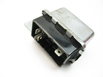 NEW - OUT OF BOX 4221413 A/C Compressor Control Relay