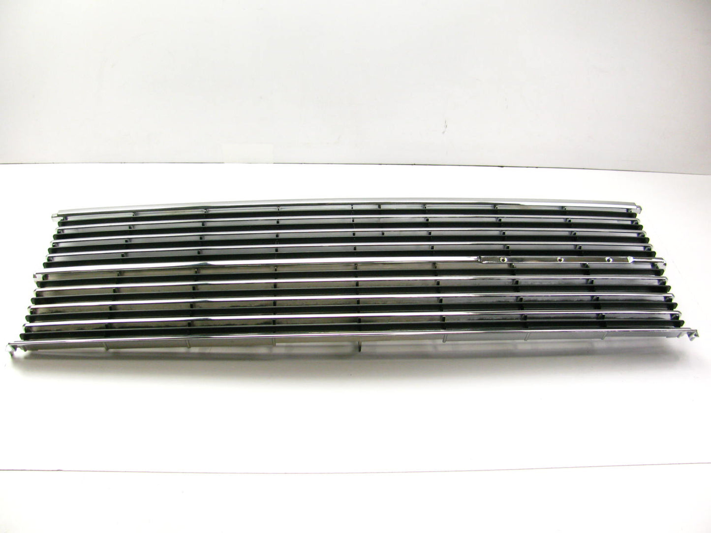 NEW OLD STOCK Genuine OEM 4270329 Front Grille For 1984-86 Plymouth Voyager Van