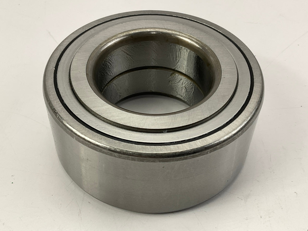 NEW UNBOXED NSK 42BWD13 Front Wheel Bearing