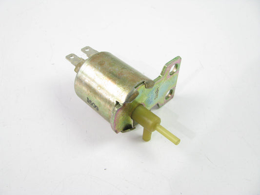NEW - OUT OF BOX 438083-C2 Speed Sensor Switch For 71-80 International Scout II