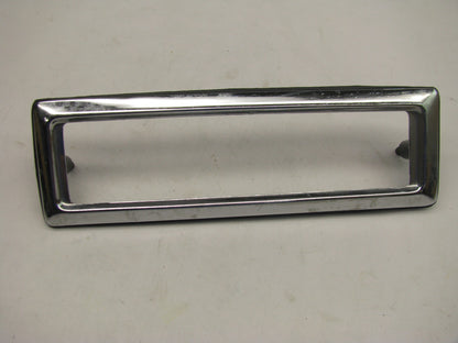 NEW - OUT OF BOX OEM 4399056 Front Right Corner Lamp Bezel For Mopar