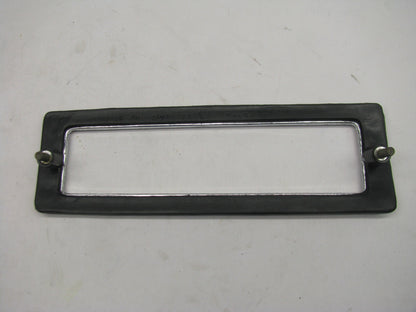 NEW - OUT OF BOX OEM 4399056 Front Right Corner Lamp Bezel For Mopar