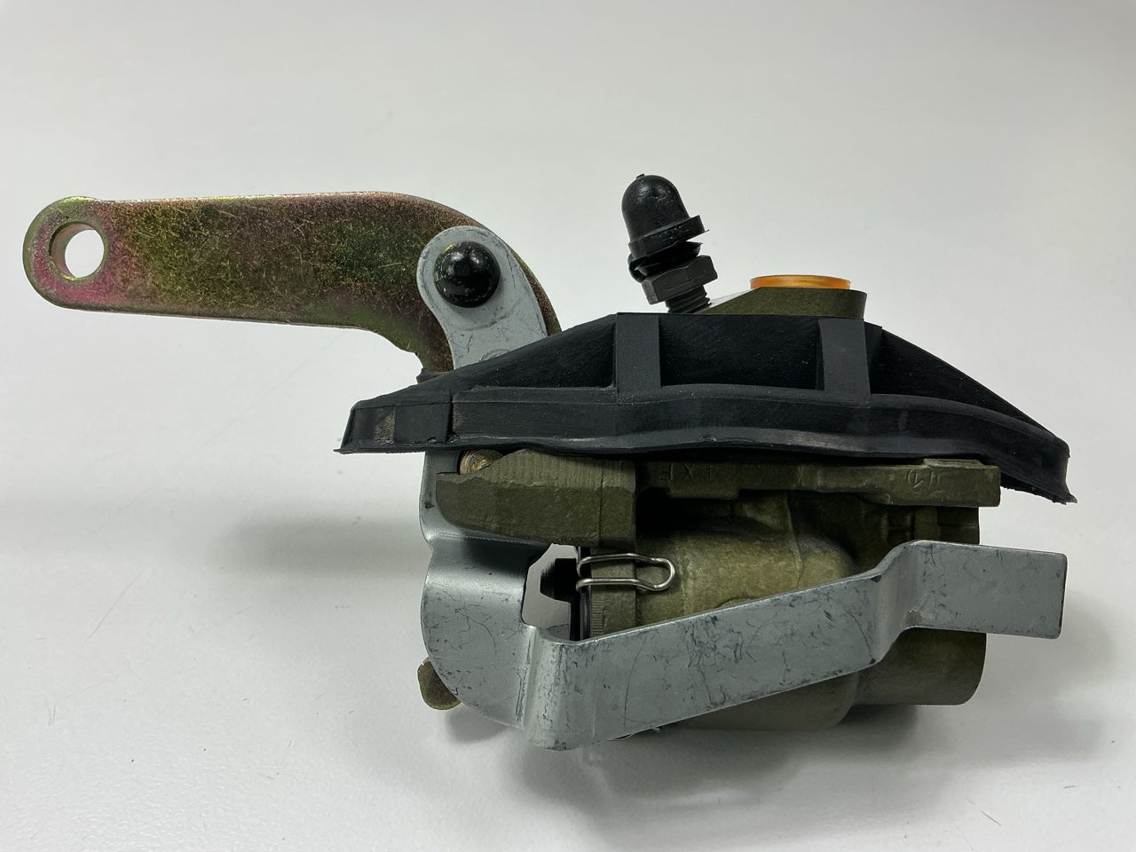 NEW UNBOXED Genuine OEM Tokico Rear Left Drum Brake Wheel Cylinder For Datsun
