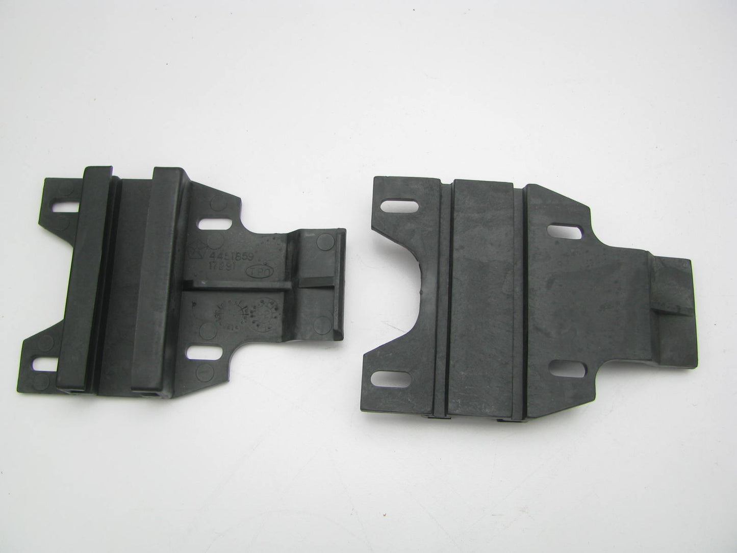 (2) NEW - UNBOXED MOPAR 4451859 Front  Bumper Cover Retainer Brackets