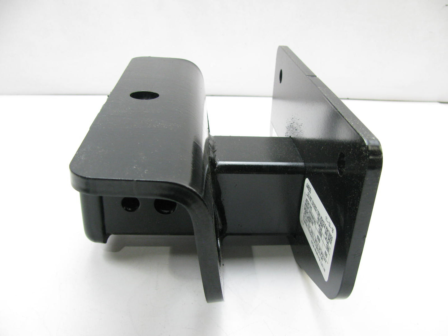 NEW UNBOXED Reese 44603 Class 4 Trailer Hitch, 2 Inch Square Receiver, Black