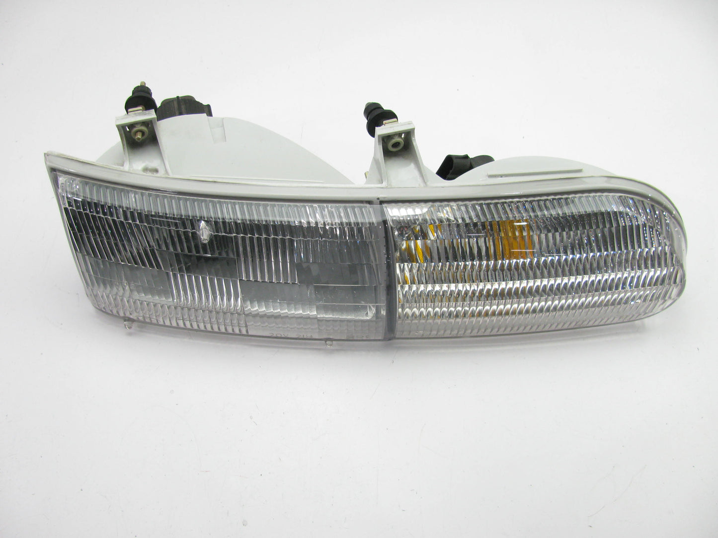 NEW OUT OF BOX - 44ZH819C RIGHT Headlight Headlamp For 92-95 Ford Taurus