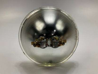 Wagner 4537-3 100-watt Sealed-beam PAR46 Aircraft Landing & Spot Light Bulb 4537