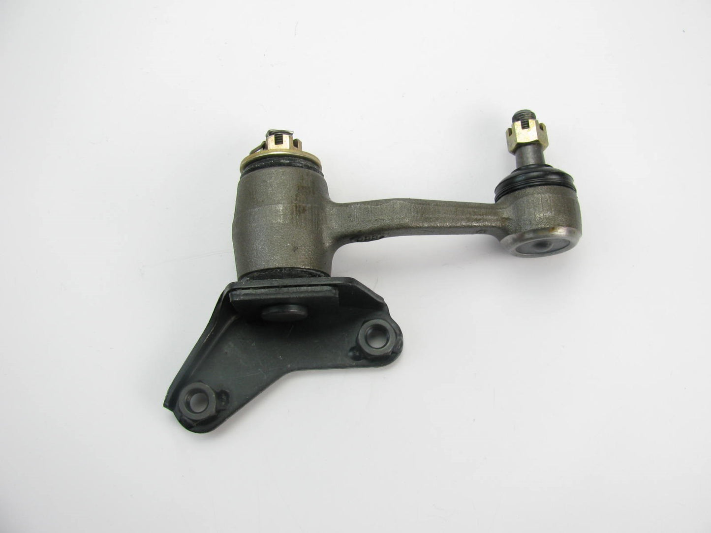 NEW - OUT OF BOX - 45490-19095 Steering Idler Arm For 1971-1974 Toyota Corolla
