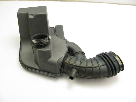 NEW UNBOXED Air Cleaner OEM For 98-00 Sebring, 95-99 Stratus 2.0L 4573636