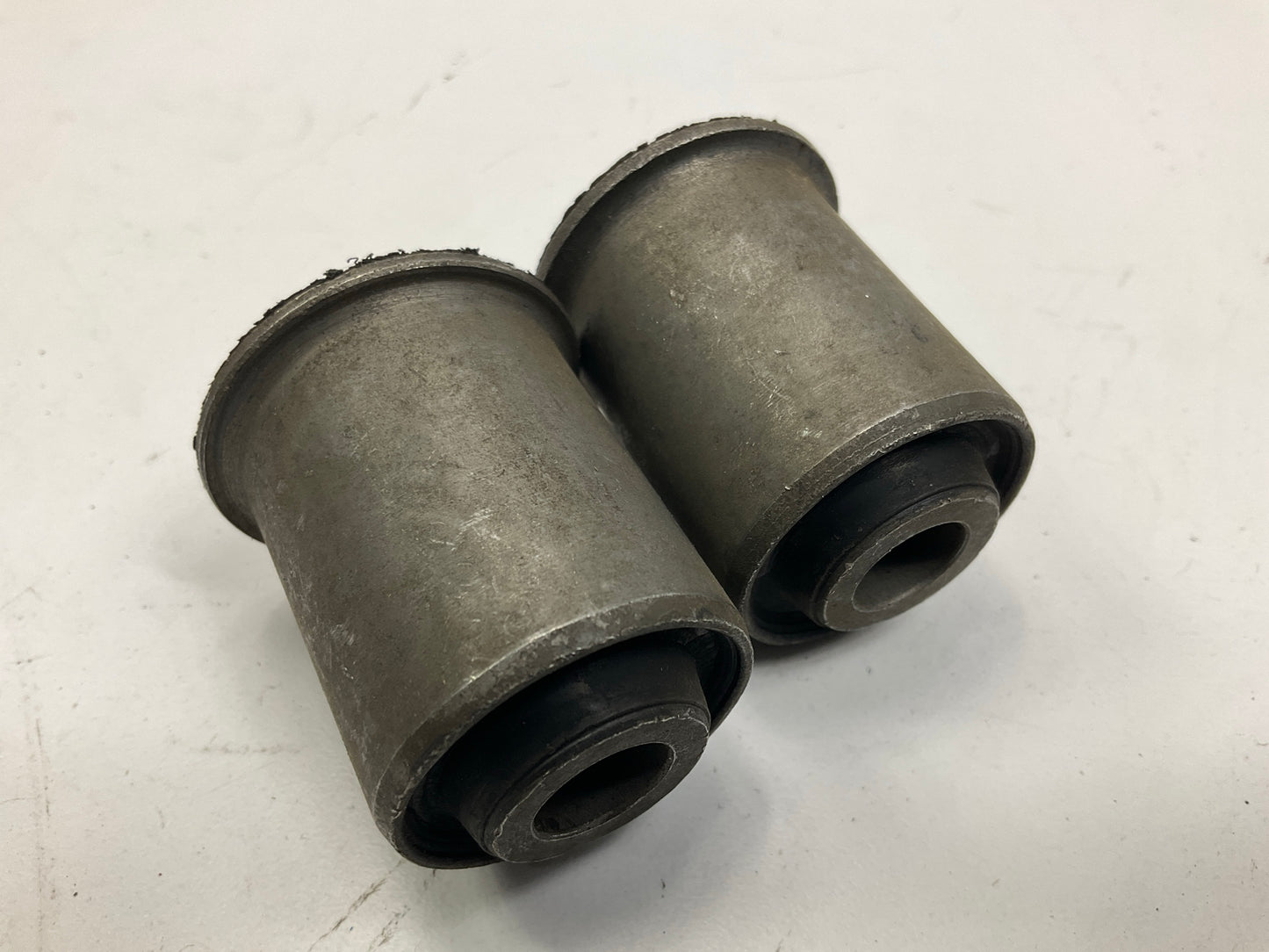 (2) Unboxed 45G1164 Rear Upper Suspension Control Arm Bushings