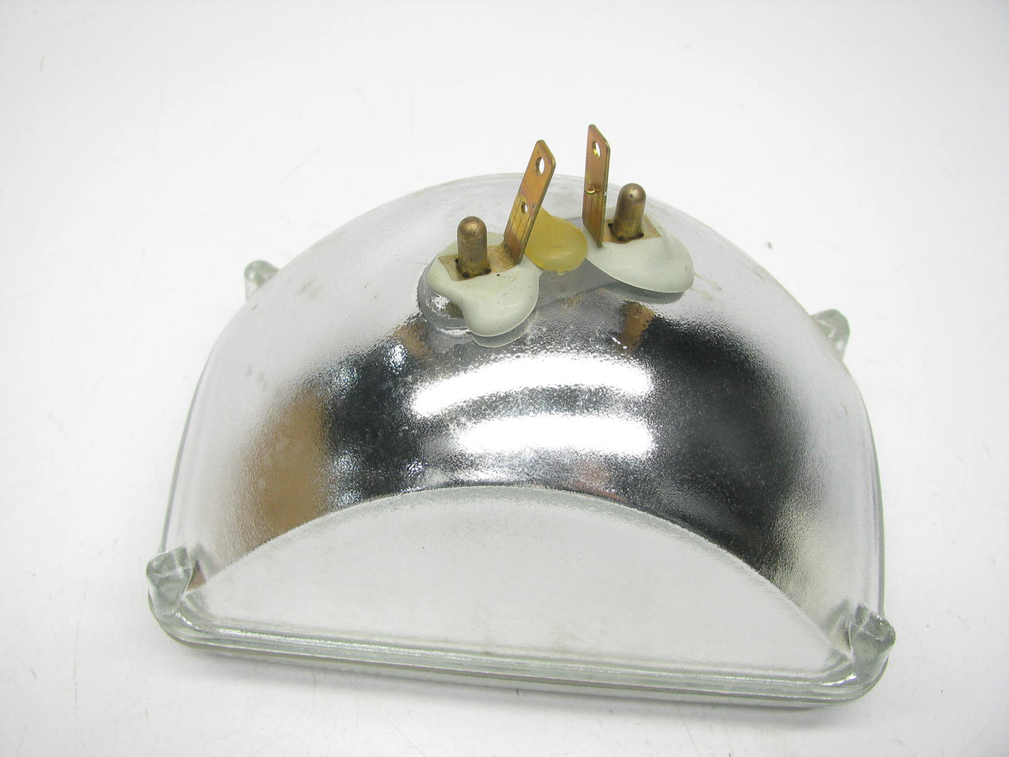 NEW OUT OF BOX - GE 4651 12V Sealed Beam Headlight Headlamp Bulb