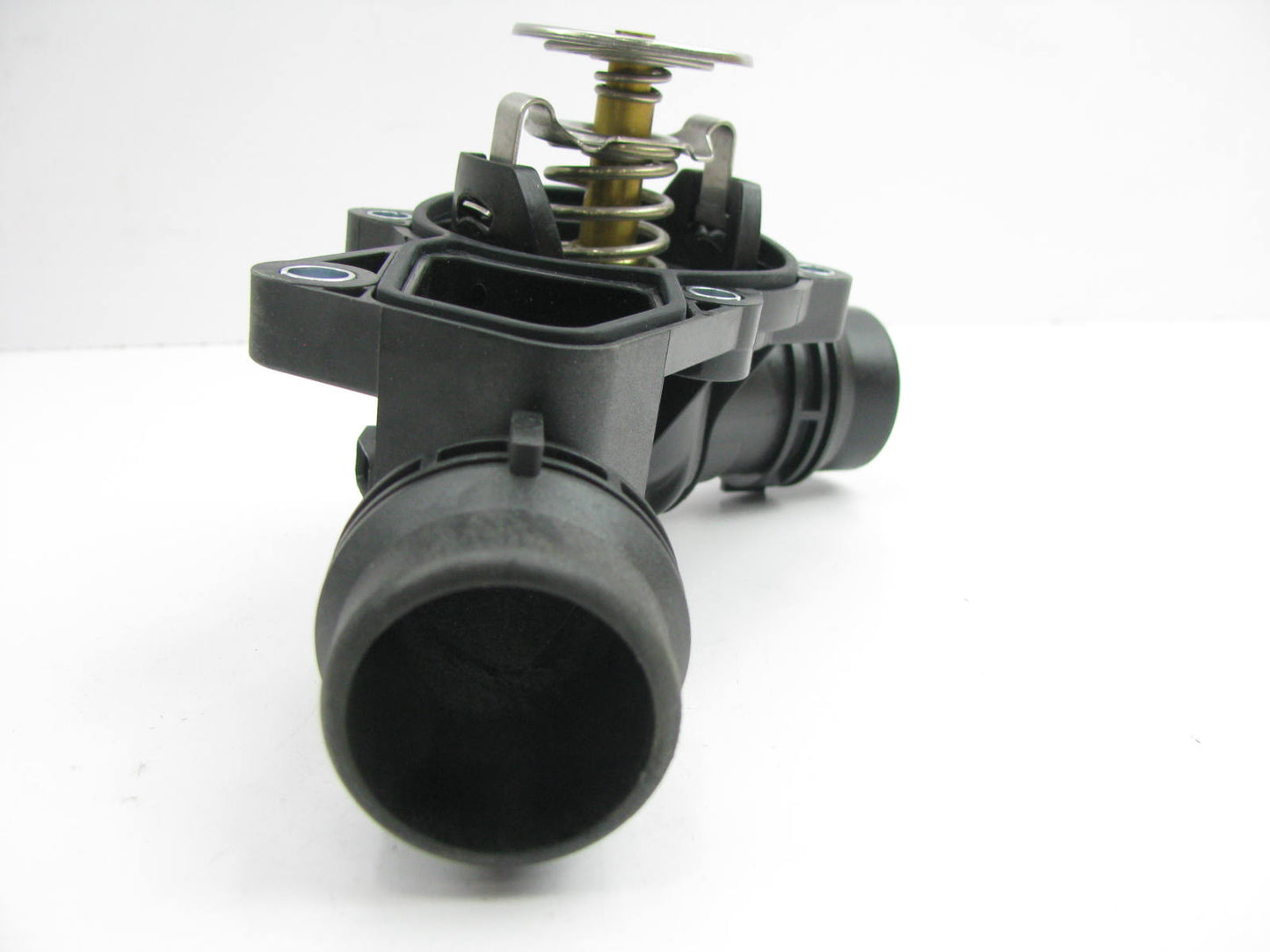 NEW - Out Of Box 467-185 Thermostat With Housing - 207 Degree