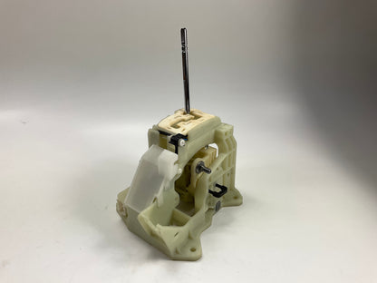 NEW UNBOXED OEM 46700-2J010 Automatic Shifter For 2009 Kia Borrego