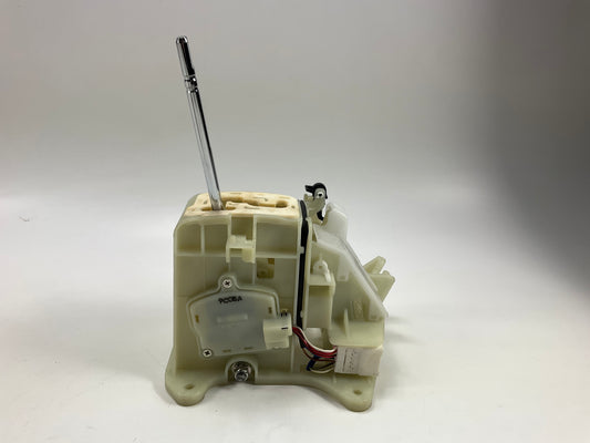 NEW UNBOXED OEM 46700-2J010 Automatic Shifter For 2009 Kia Borrego