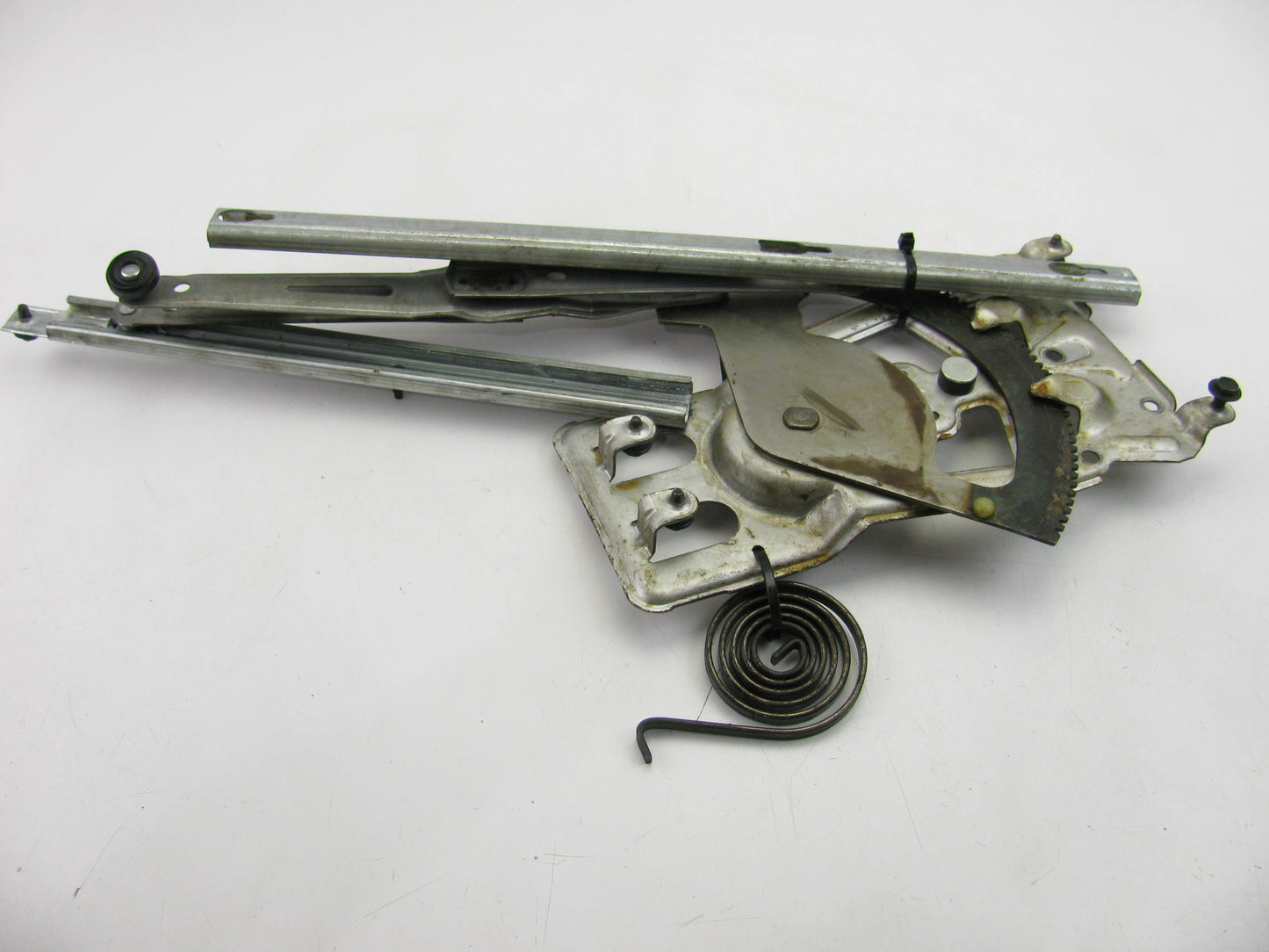 NEW - OUT OF BOX - OEM 4773919 FRONT LEFT Window Regulator For 94-95 New Yorker