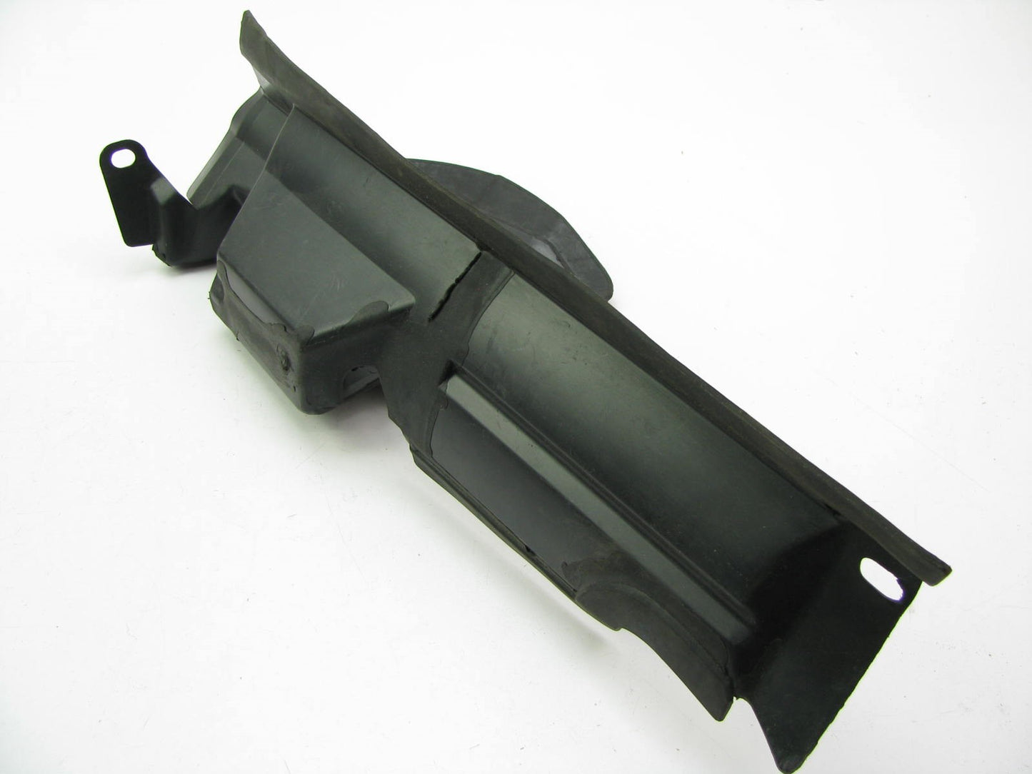 NEW - OUT OF BOX - Right Side Radiator Support Air Baffle Duct Deflector Shield