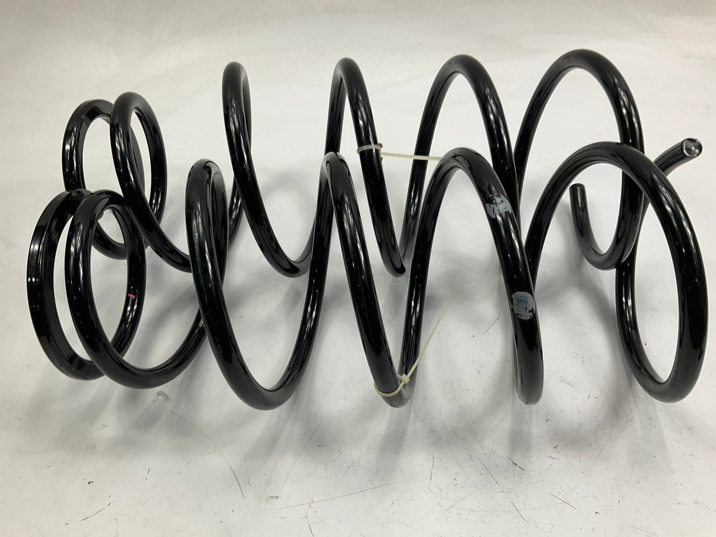 (2) NEW OEM UNTAGGED Toyota 48131-AE011 Front Coil Spring - 98-03 Toyota Sienna