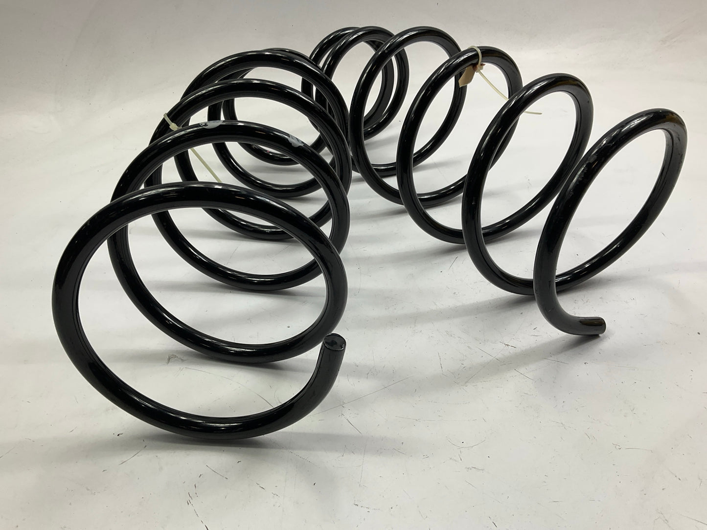 (2) NEW OEM UNTAGGED Toyota 48131-AE011 Front Coil Spring - 98-03 Toyota Sienna