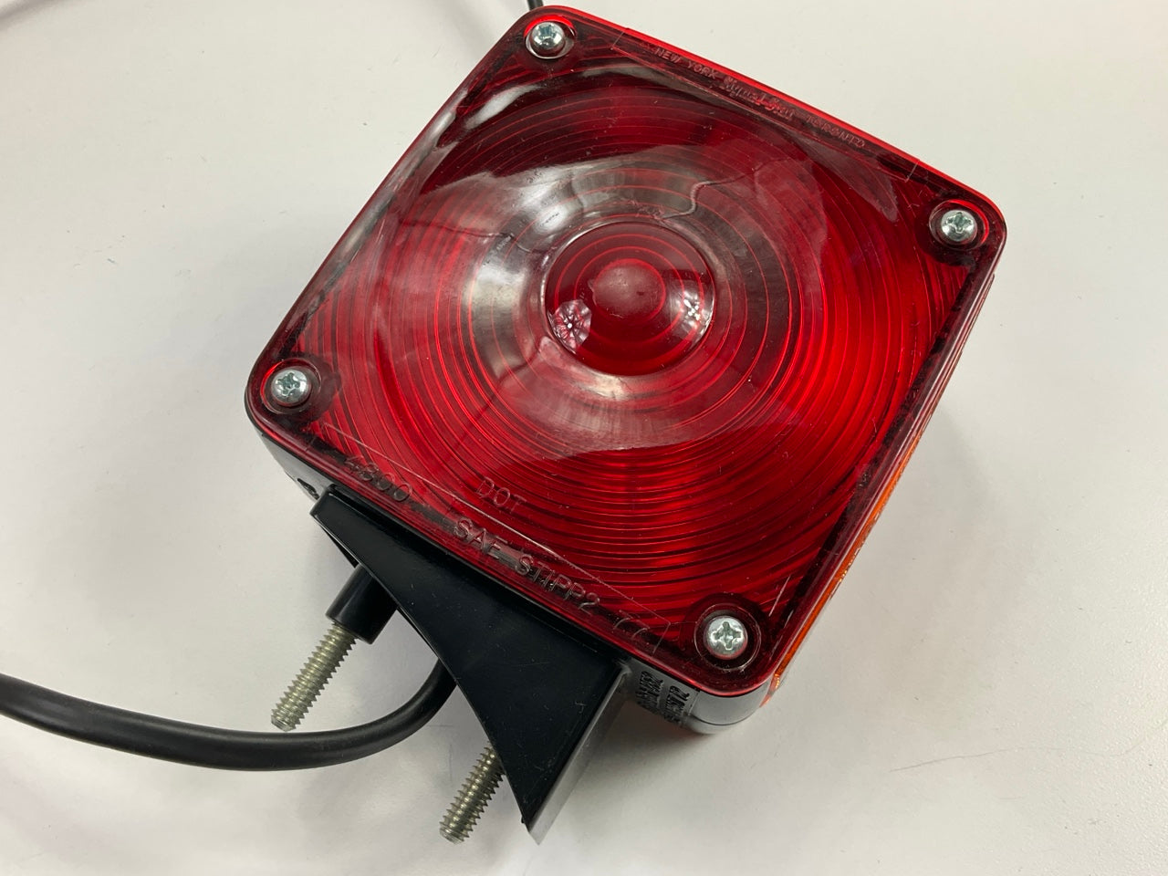 NEW UNBOXED Signal-stat 4852 Front Right Turn Signal Light Replaces D3TZ-13678-A