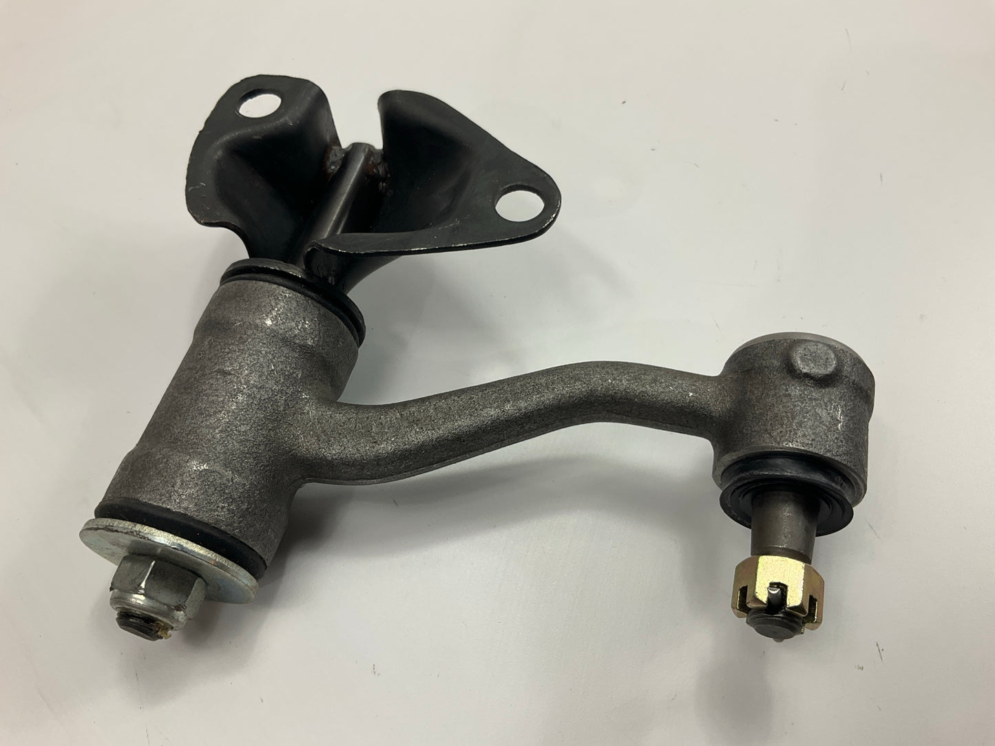 NEW - OUT OF BOX - 48530-21400 FRONT Steering Idler Arm
