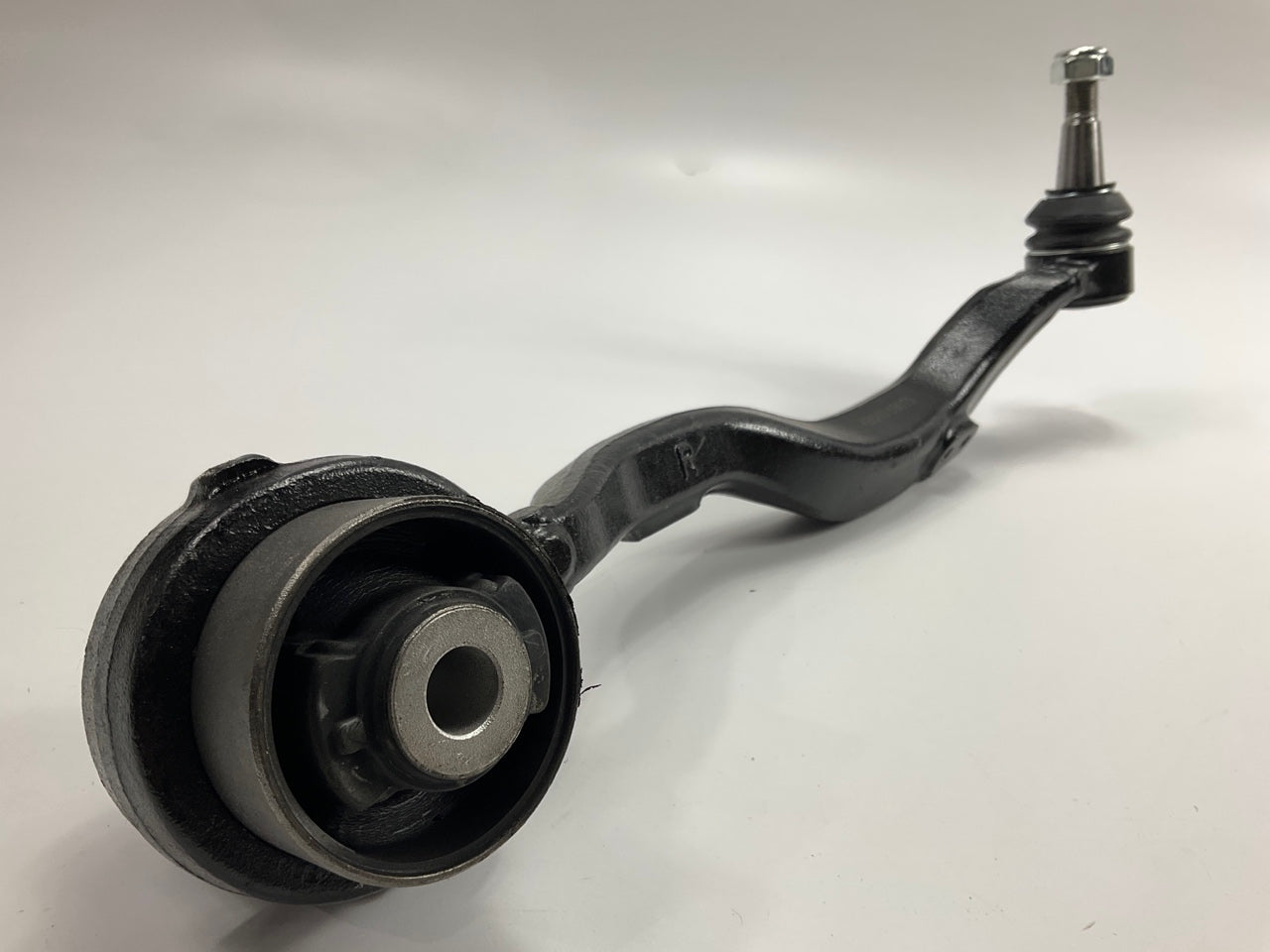 NEW AFTERMARKET 48640-59015 Front Left Lower Control Arm - 2007-2012 Lexus LS460