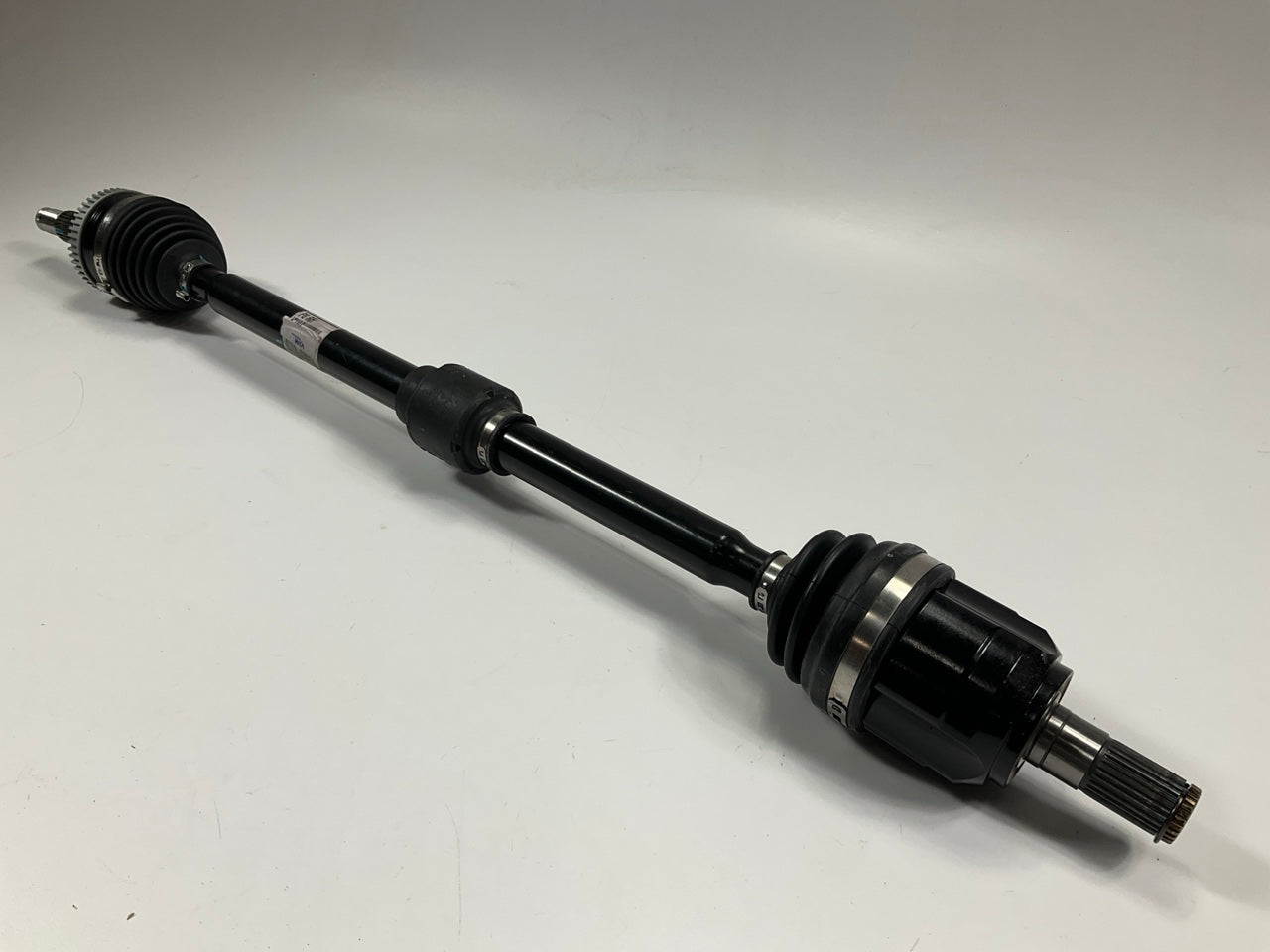 NEW UNBOXED OEM 495012S201 Front Right CV Axle For 11-13 Sportage 2.4L A/T FWD