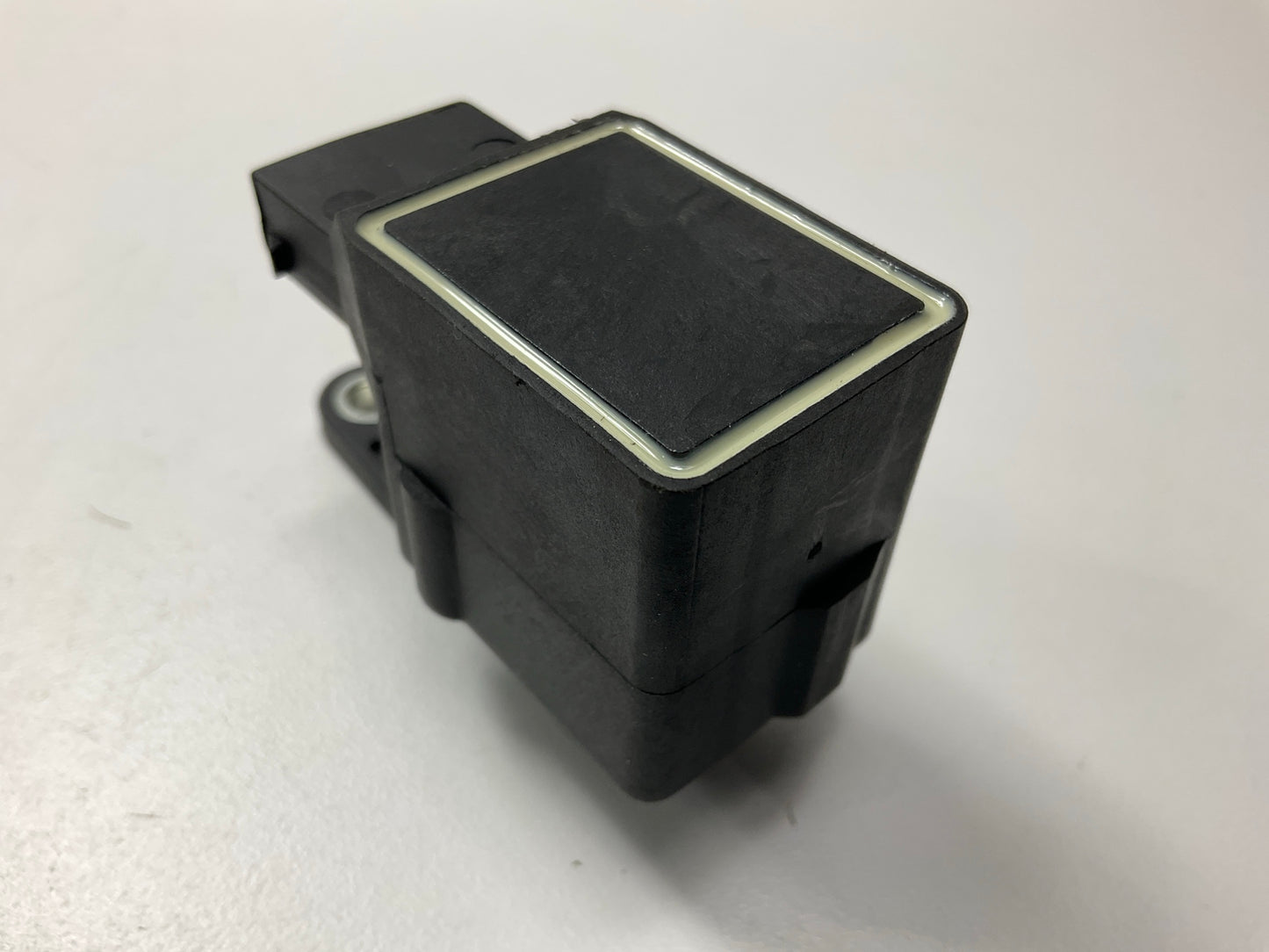 NEW - UNBOXED 4B0907503 Front Suspension Ride Height Sensor