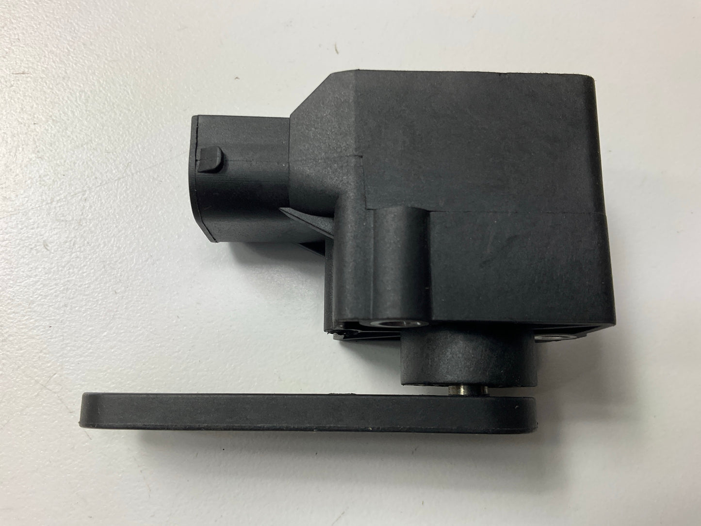 NEW - UNBOXED 4B0907503 Front Suspension Ride Height Sensor