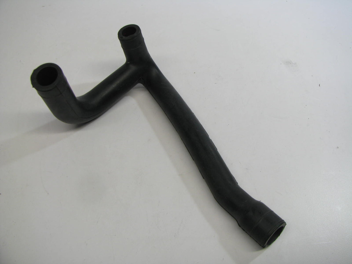 NEW - OUT OF BOX 4E0906272AH Emission System Vapor Hose Tube For 2004-2010 Audi