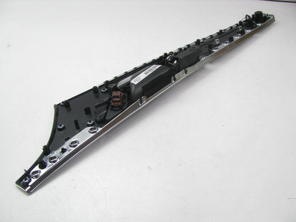 New Out Of Box OEM Front Right Door Handle With Trim Assembly For 11-17 Audi A8