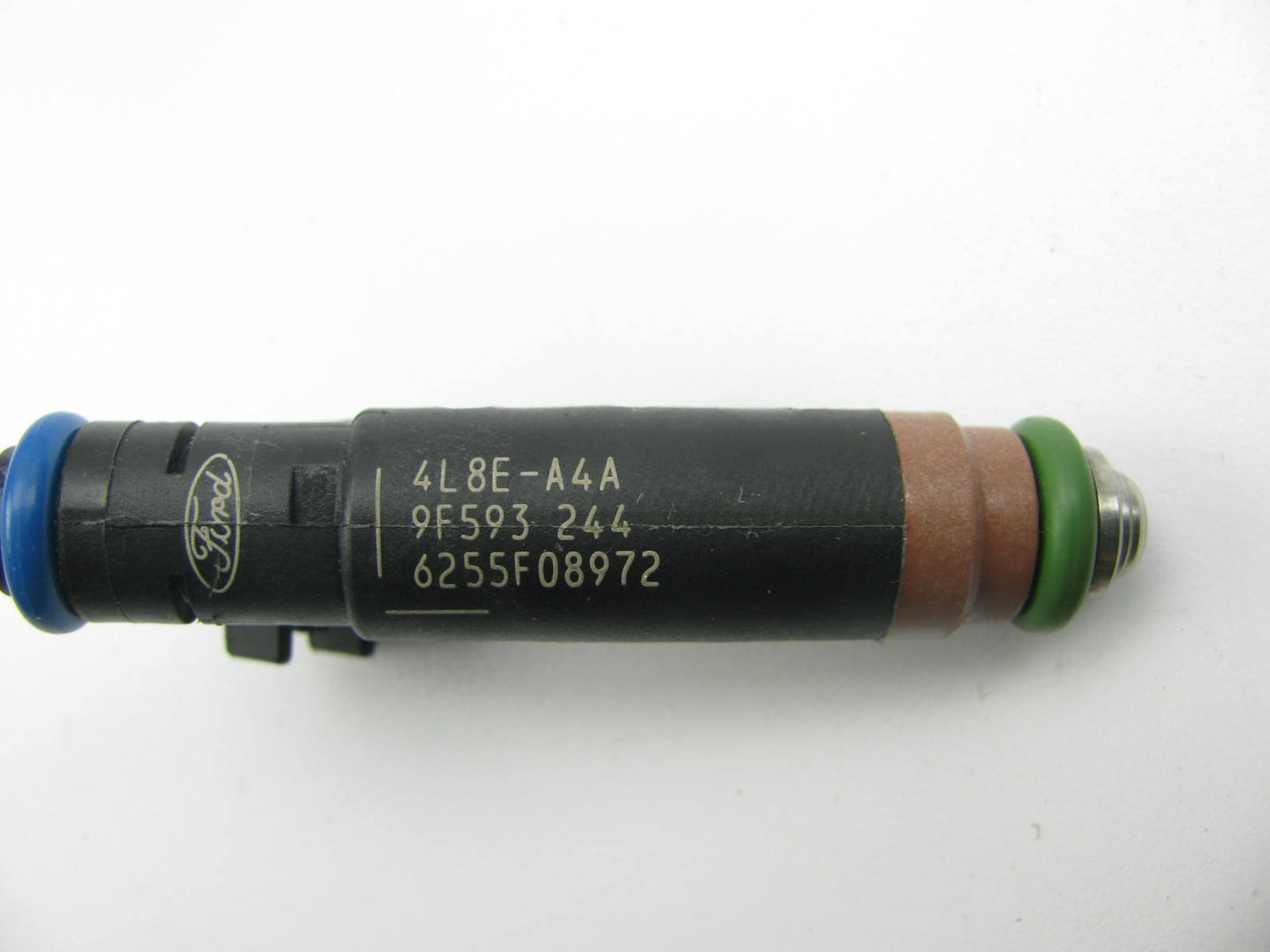 (1) NEW - OUT OF BOX - OEM Ford 4L8E-A4A Fuel Injector