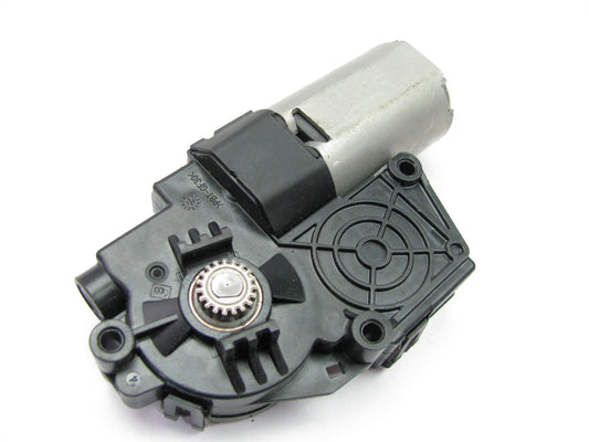 NEW OUT OF BOX Panoramic Sunroof Motor Module OEM For 15-16 Genesis 17-20 G80